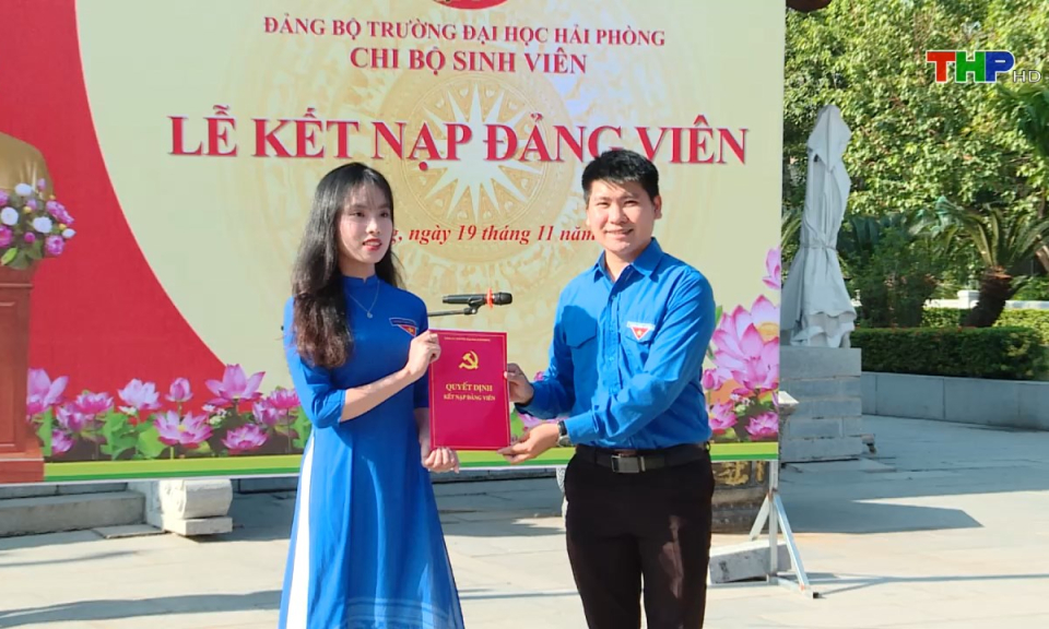 X&acirc;y dựng Đảng: Giải ph&aacute;p trong c&ocirc;ng t&aacute;c tạo nguồn, ph&aacute;t triển Đảng vi&ecirc;n mới