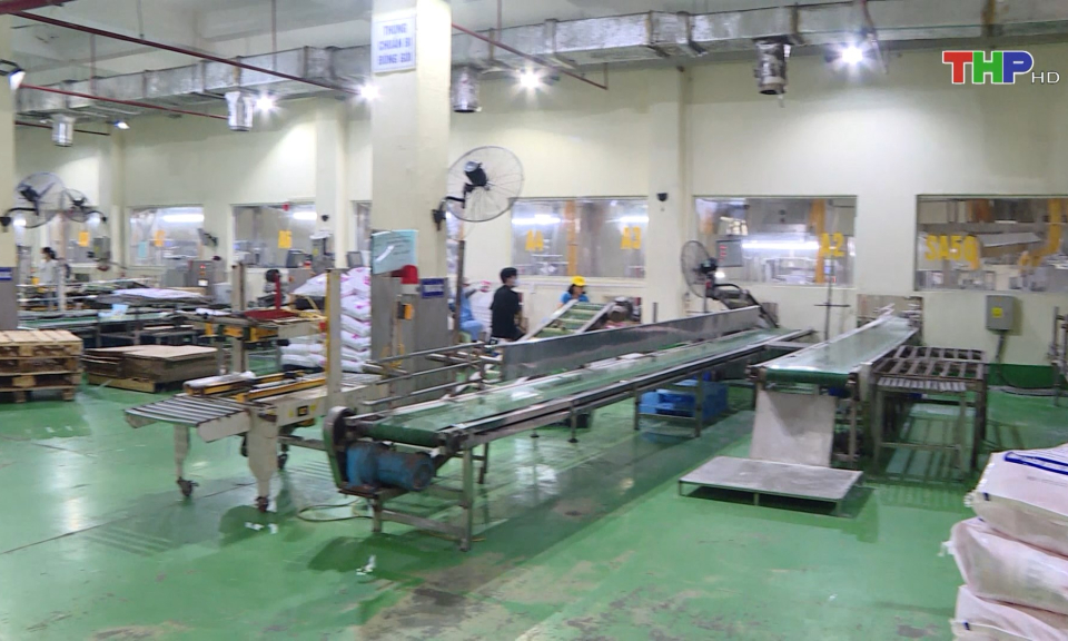 Quy định mới về quản l&yacute; lao động, tiền lương