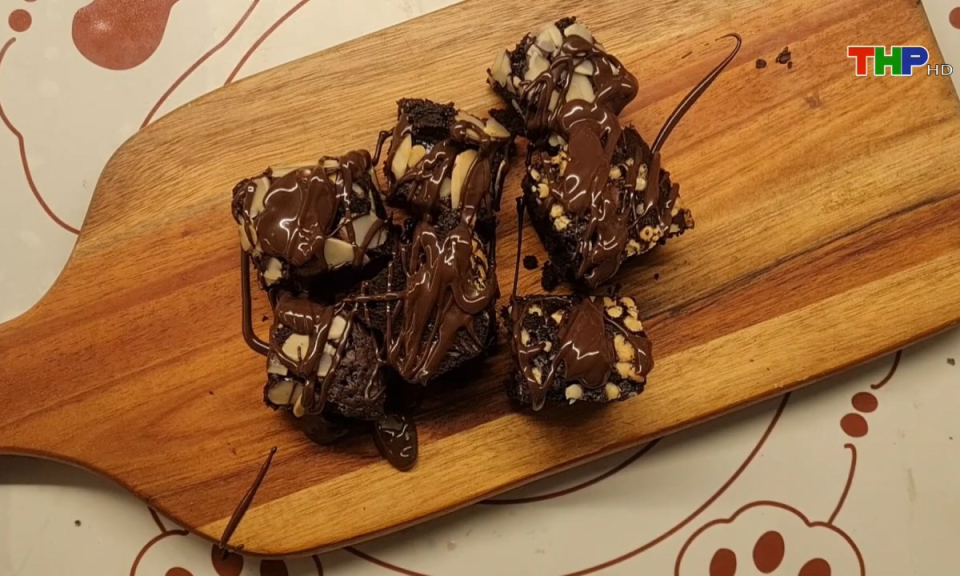 Lăng k&iacute;nh tuổi hoa: Bếp b&aacute;nh vui nhộn (Phần 6)