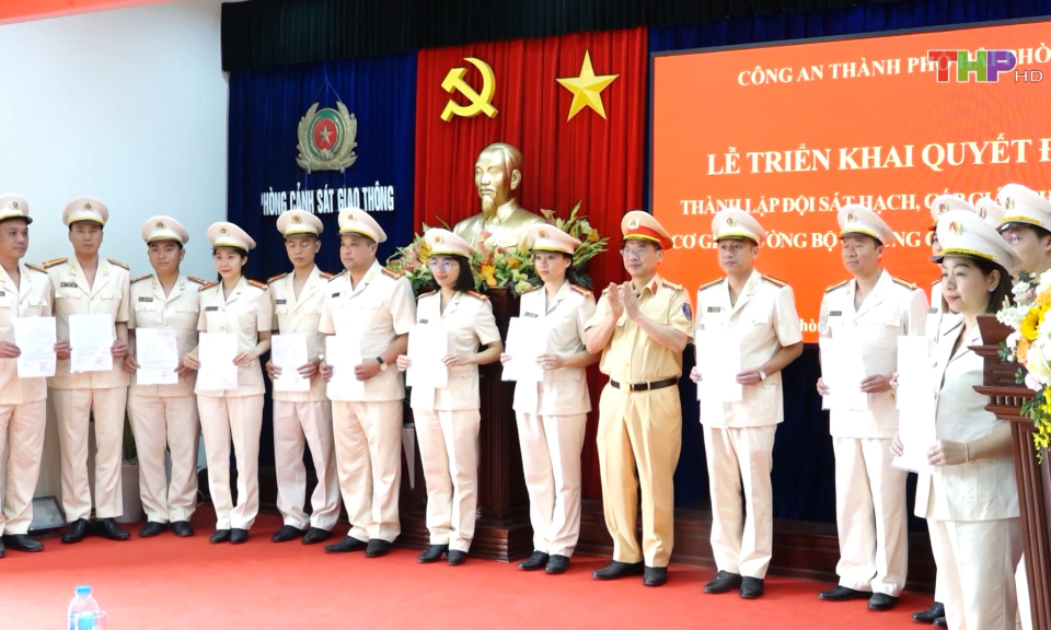 Th&agrave;nh lập Đội s&aacute;t hạch, cấp giấy ph&eacute;p l&aacute;i xe cơ giới đường bộ