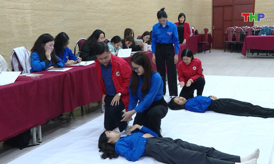 N&acirc;ng cao kỹ năng sơ cấp cứu cộng đồng