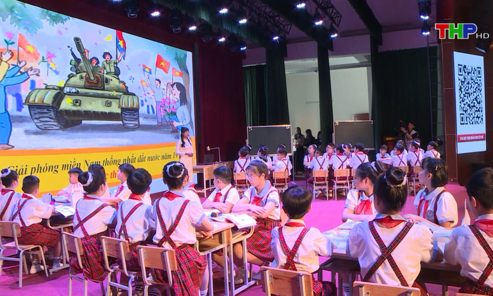 Gi&aacute;o dục truyền thống th&ocirc;ng qua c&aacute;c hoạt động chuy&ecirc;n đề