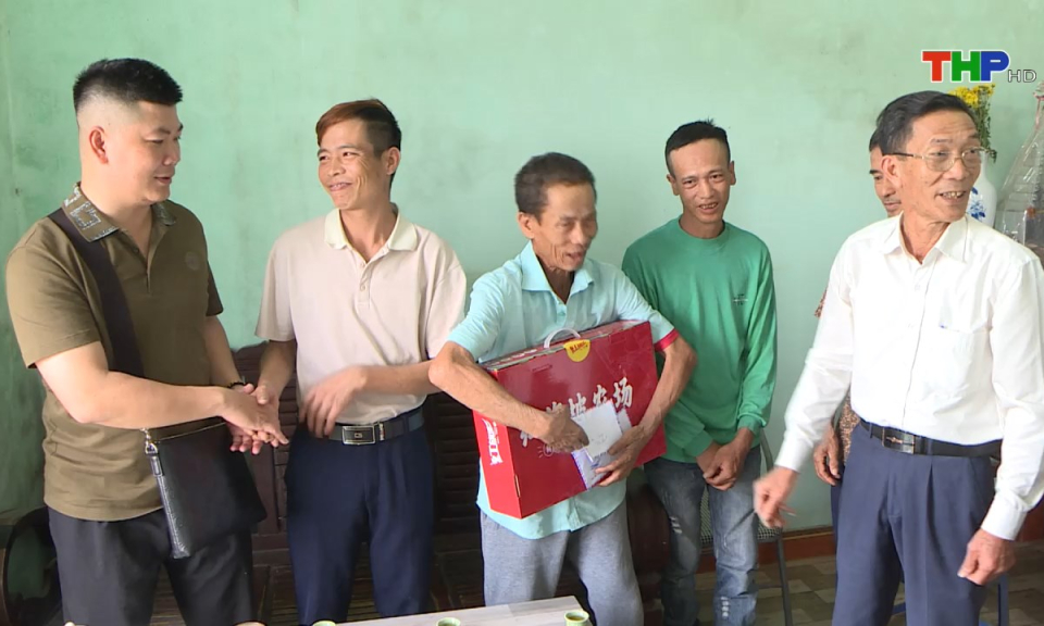 Ngày nữa để yêu thương: Những món quà yêu thương