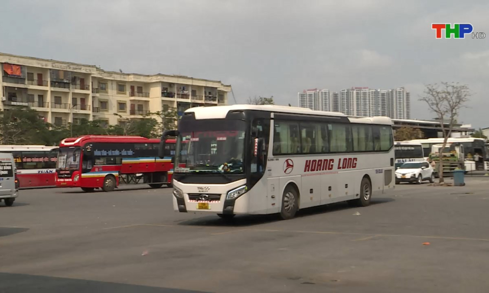 Pháp luật và cuộc sống: Xung quanh vấn đề quy định về giới hạn thời gian lái xe đường dài