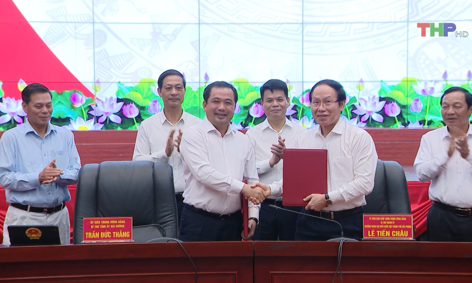 Ban Thường vụ Th&agrave;nh ủy Hải Ph&ograve;ng v&agrave; Tỉnh ủy Hải Dương l&agrave;m việc