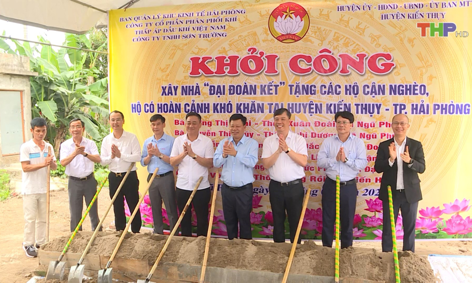 Khởi c&ocirc;ng x&acirc;y nh&agrave; Đại đo&agrave;n kết