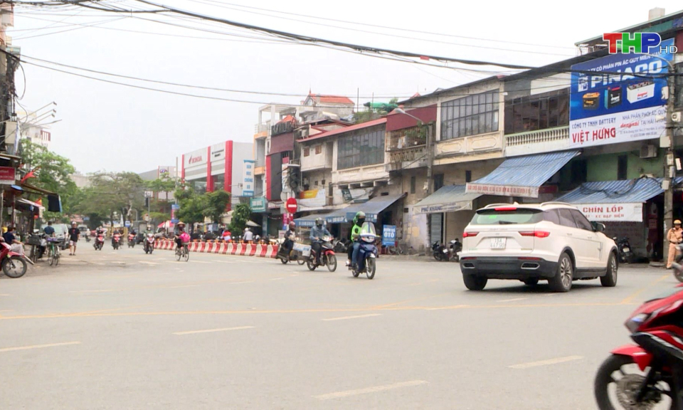 Bảo đảm ATGT tại đường v&ograve;ng cầu Niệm