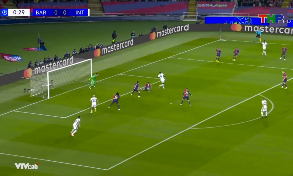 Cận cảnh: Sôi động bán kết Champions League 2025