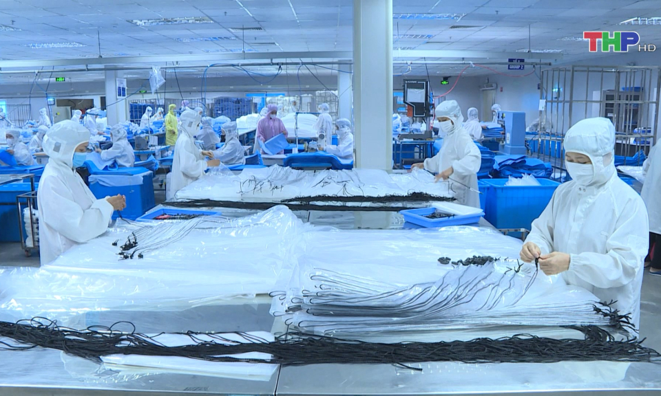 C&ocirc;ng đo&agrave;n đồng h&agrave;nh hỗ trợ người lao động