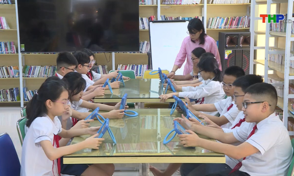 Lăng kính tuổi hoa: Thư viện xanh