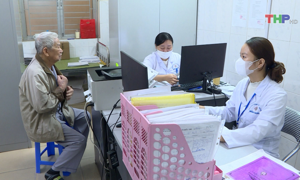 Tập trung c&ocirc;ng t&aacute;c chăm s&oacute;c sức khỏe người cao tuổi