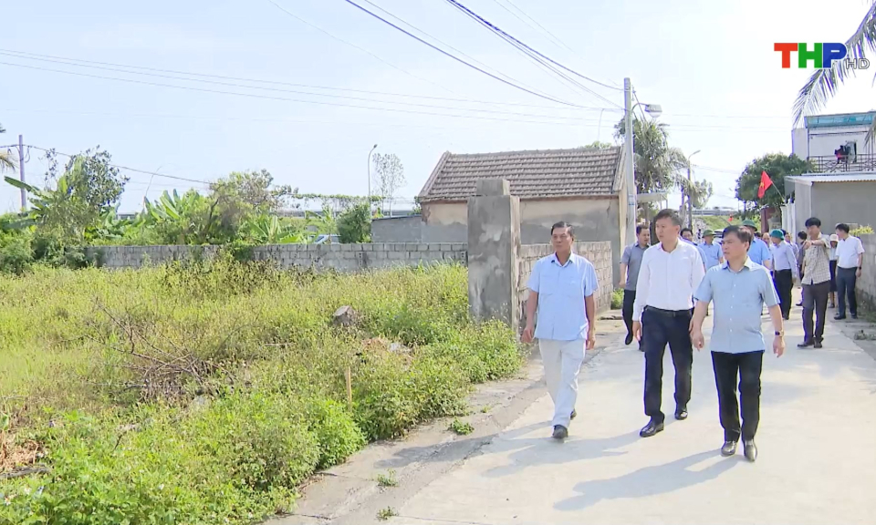 Kiểm tra thực địa Dự án tuyến đường sắt Lào Cai - Hà Nội - Hải Phòng  