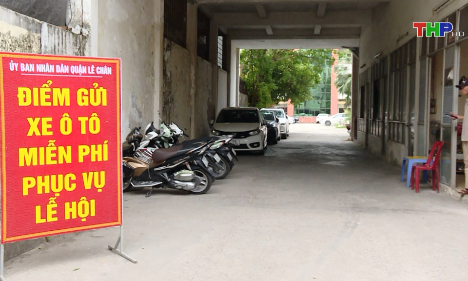 Các điểm gửi xe miễn phí phục vụ Lễ hội Hoa phượng Đỏ