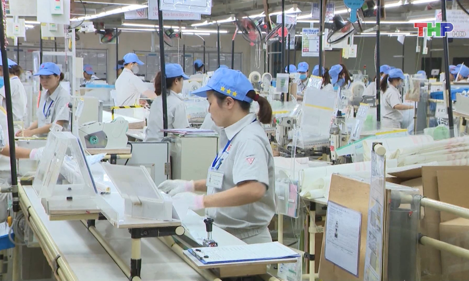 Đề xuất giảm 2% thuế VAT đến hết năm 2026