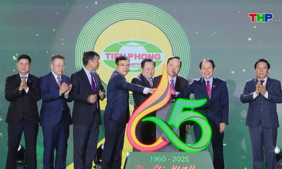 Nhựa Thiếu ni&ecirc;n Tiền Phong: 65 năm x&acirc;y dựng v&agrave; ph&aacute;t triển