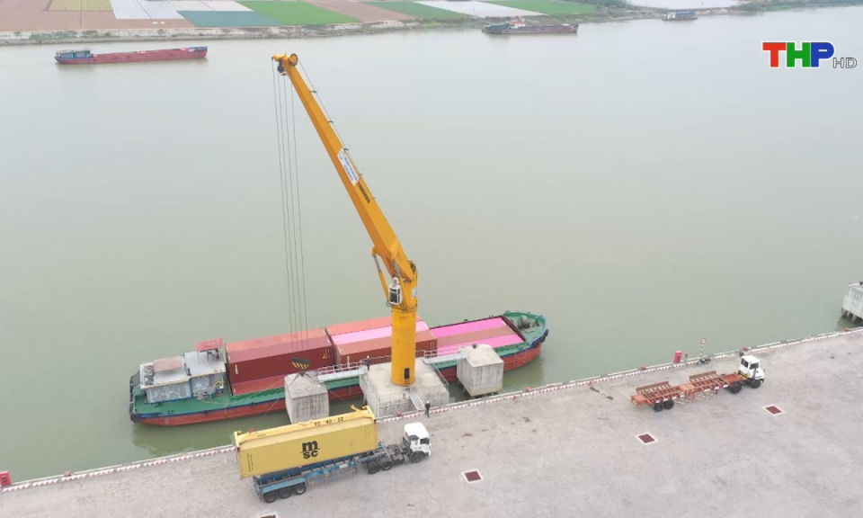 Hải Phòng chuyển động và kết nối: Đánh thức tiềm năng vận tải thủy nội địa