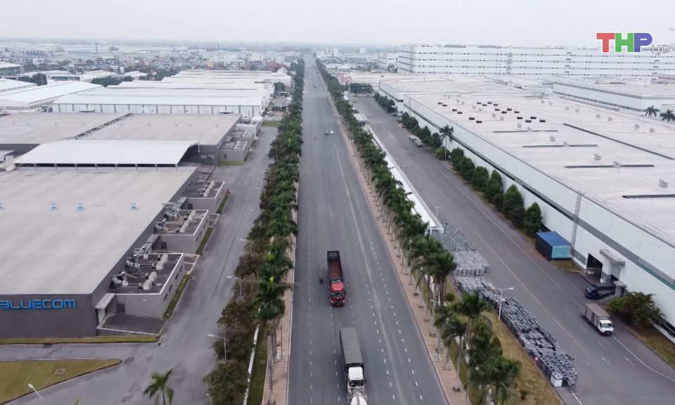 Th&uacute;c đẩy chuyển đổi xanh trong c&ocirc;ng nghiệp