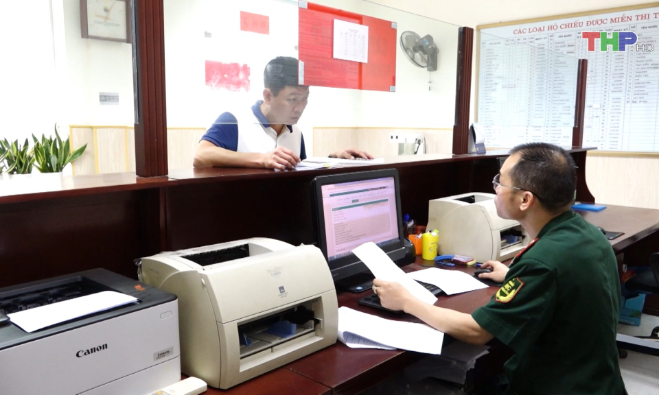 Tạo thuận lợi trong giải quyết thủ tục Biên phòng điện tử