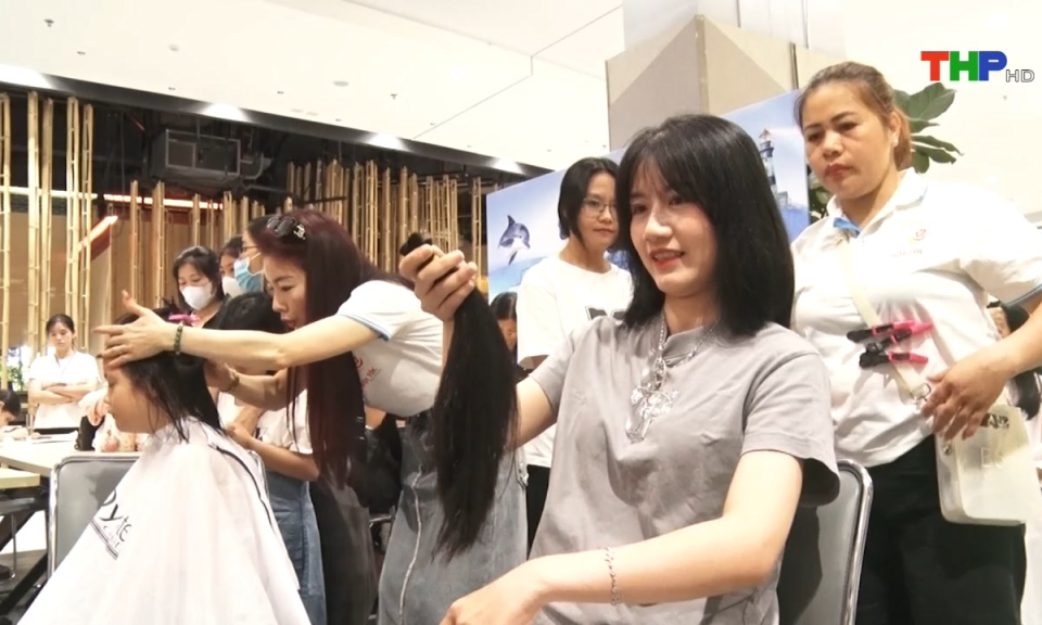 Ngày nữa để yêu thương: Hiến tóc thiện nguyện