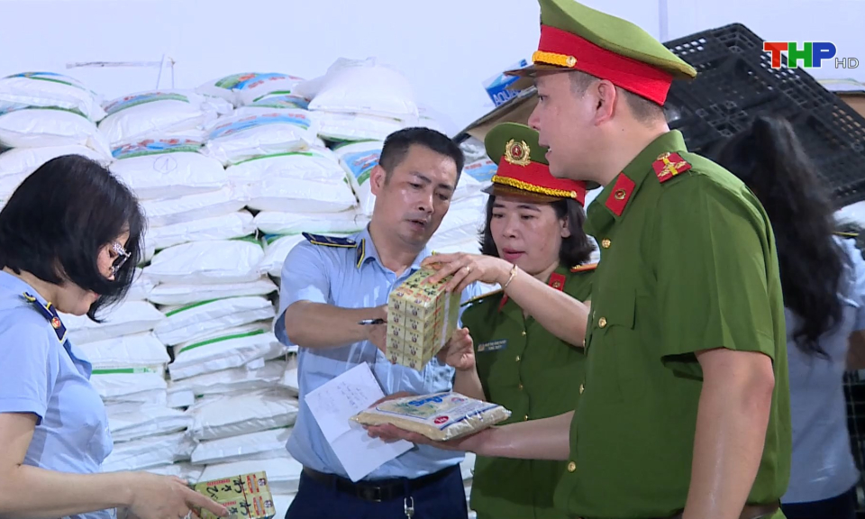 Đẩy mạnh đấu tranh ph&ograve;ng chống bu&ocirc;n lậu, gian lận thương mại