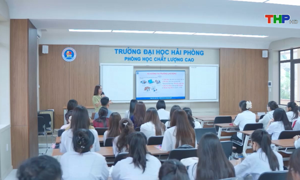 Phóng sự: Đại học Hải Phòng đổi mới và phát triển