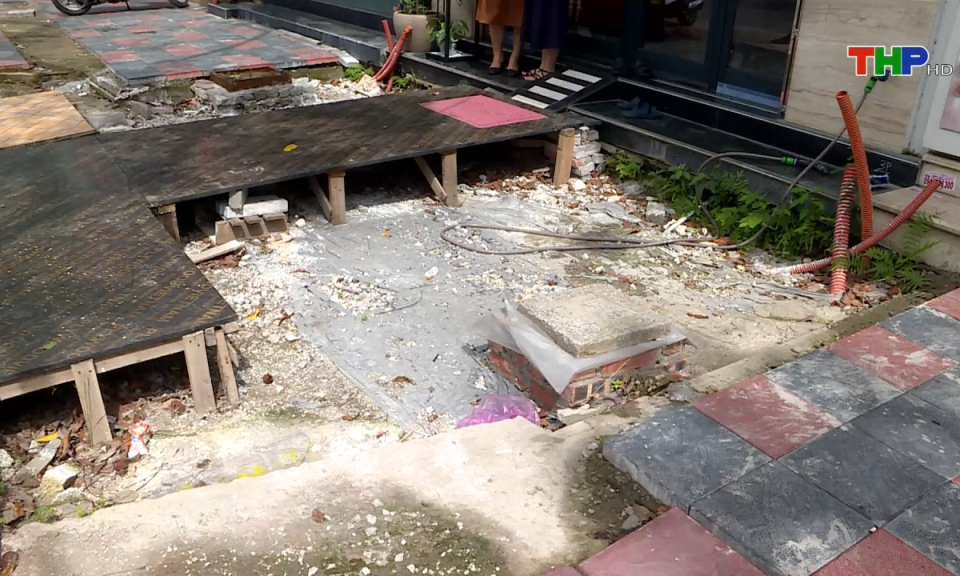 Hộp thư truyền hình: Kiến nghị của người dân về việc chỉnh trang vỉa hè trung tâm thành phố