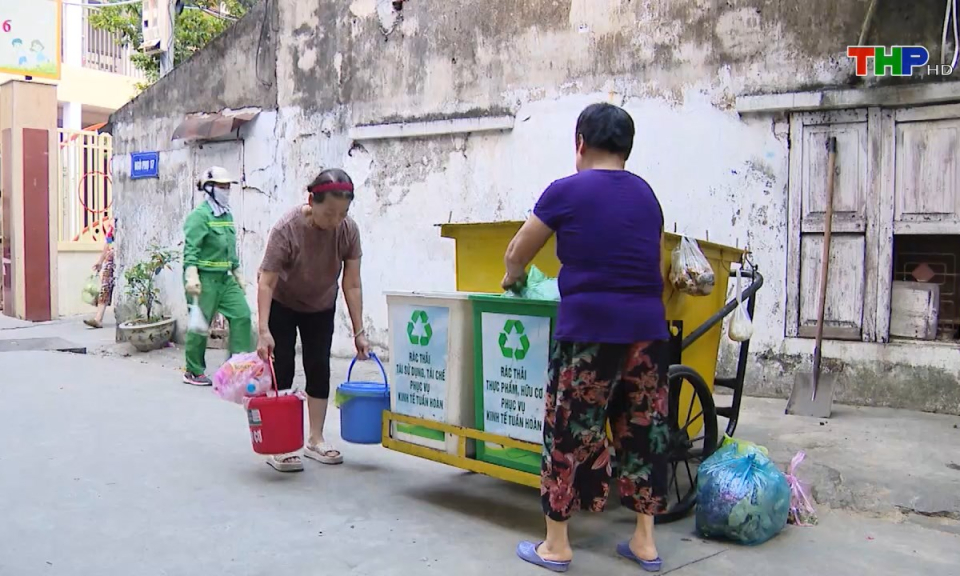 Đại biểu nhân dân với cử tri: Giám sát Luật Bảo vệ môi trường: Còn nhiều khó khăn, bất cập trong phân loại rác thải tại nguồn