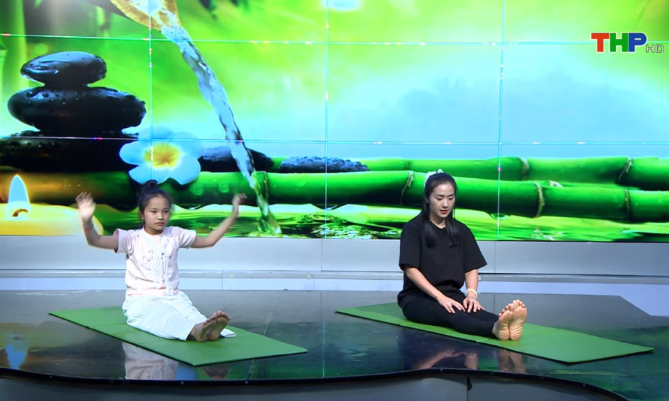 Vitamin tuổi hồng: Dạy yoga (Phần 1)