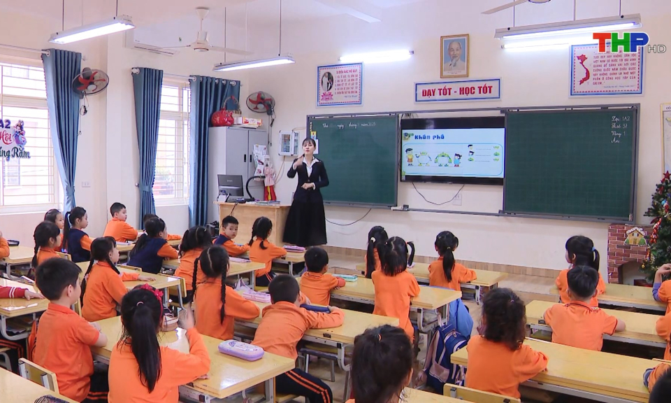 Gi&aacute;o vi&ecirc;n được chi trả thu nhập tăng th&ecirc;m 6 th&aacute;ng cuối năm 2024