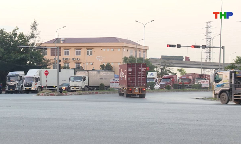 Hộp thư truyền hình: Cần nhiều giải pháp khắc phục tình trạng mất an toàn giao thông tại tuyến đường Đình Vũ - Cát Hải