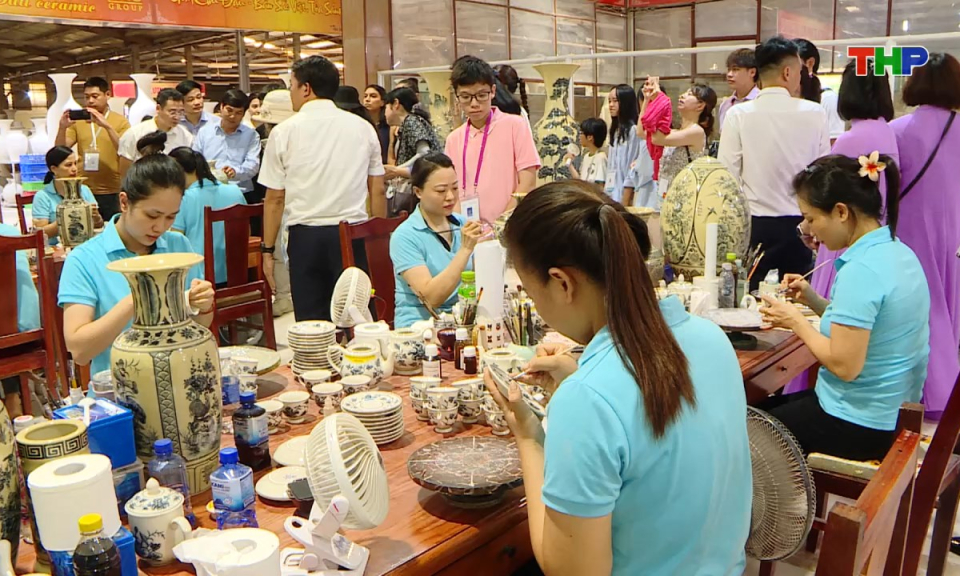 Bản tin tiếng Trung (17/07/2025)