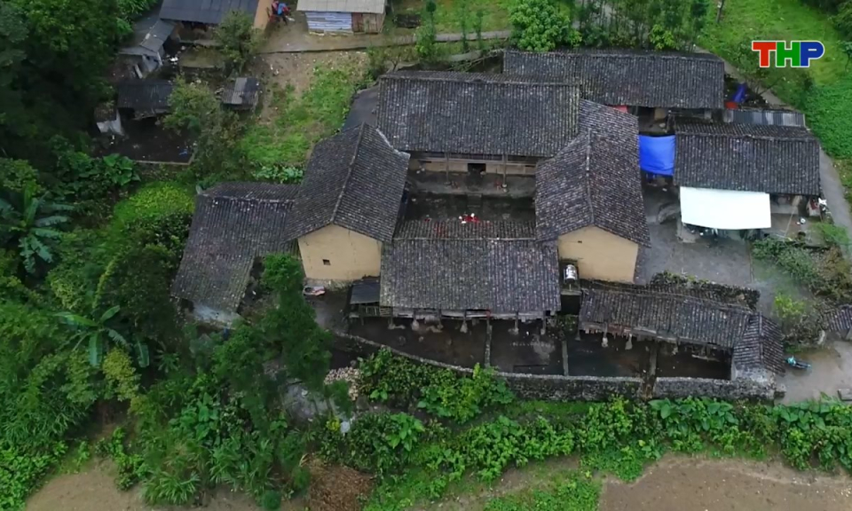 Chuyện đương thời: Chuyển động nghệ thuật