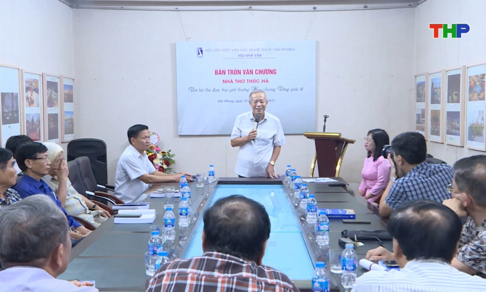 Hải Phòng văn hóa và sự kiện: Người xe chữ làm thơ