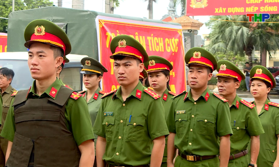 Công an Lưu Kiếm ra quân, siết chặt an ninh trước Đại hội Đảng