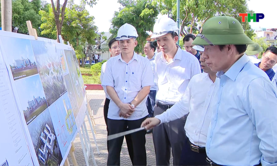 Đồng chí Bí thư Thành ủy Hải Phòng Lê Tiến Châu kiểm tra một số dự án khu vực phía tây thành phố