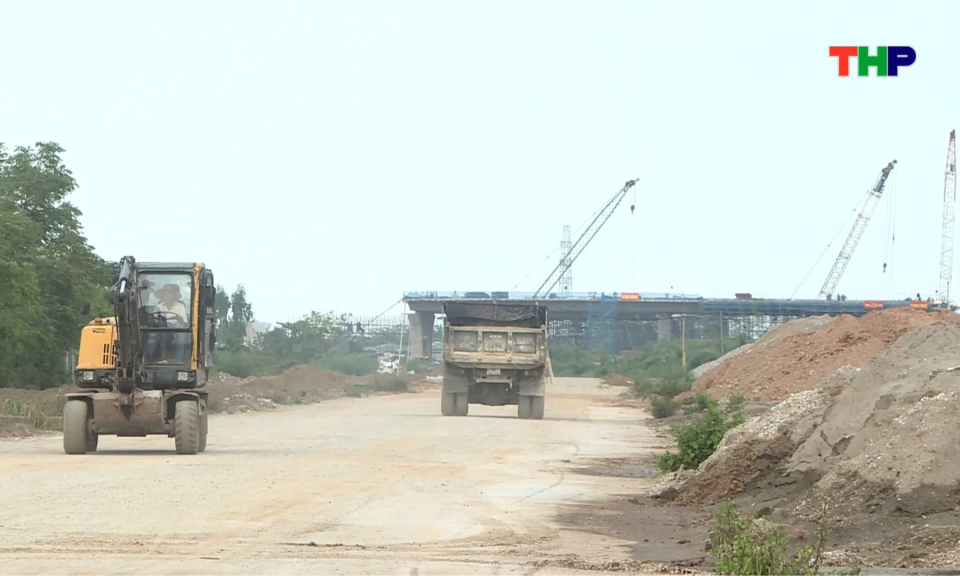 Đẩy mạnh tháo gỡ vướng mắc trong giải phóng mặt bằng