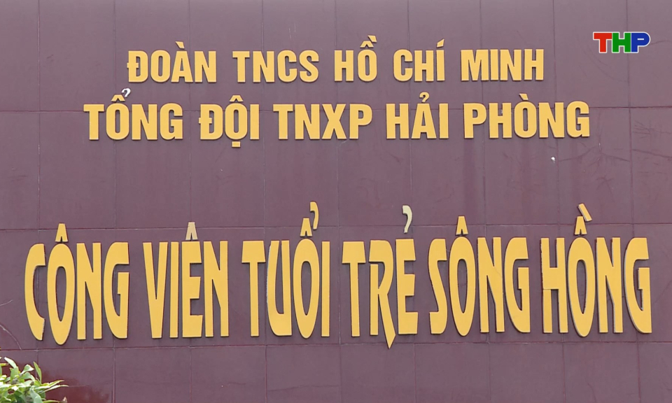 Chuyện những người trẻ trên đảo tiền tiêu