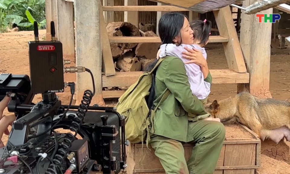 Khi nghệ thuật trở th&agrave;nh lời tri &acirc;n lịch sử