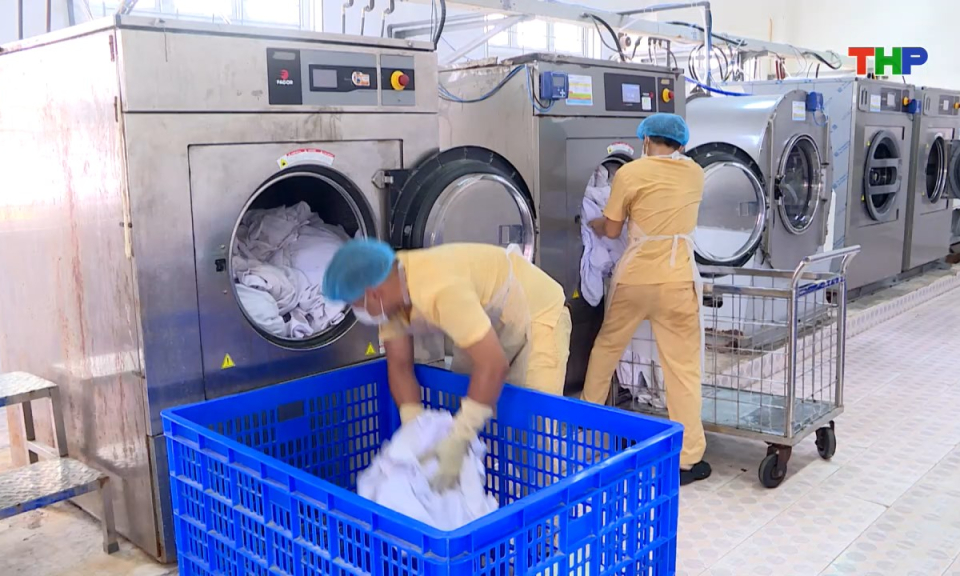 Y tế sức khỏe: Kiểm soát nhiễm khuẩn - Lá chắn thầm lặng bảo vệ sức khỏe người bệnh