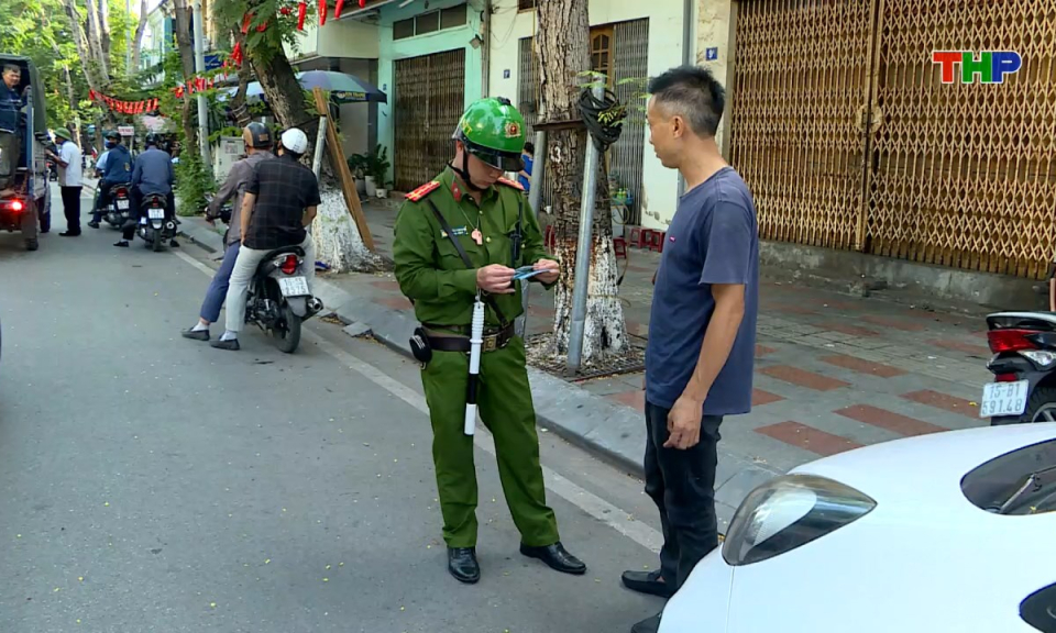 An toàn giao thông: Quyết liệt lập lại trật tự an toàn giao thông trong tình hình mới