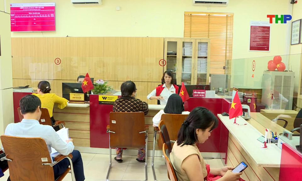 Tạo thuận lợi cho người d&acirc;n nhận qu&agrave; dịp Tết Độc lập của Ch&iacute;nh phủ