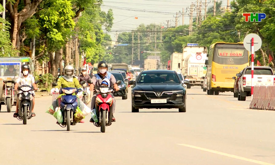 Bảo đảm trật tự an to&agrave;n giao th&ocirc;ng trong dịp 2/9