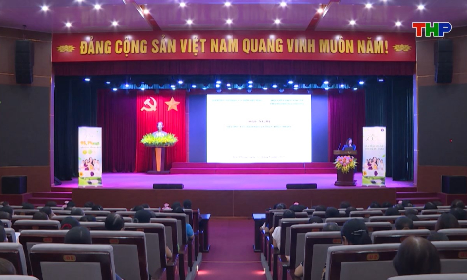 Phụ nữ Việt: Phụ nữ th&agrave;nh phố chung sức x&acirc;y dựng n&ocirc;ng th&ocirc;n mới n&acirc;ng cao, kiểu mẫu