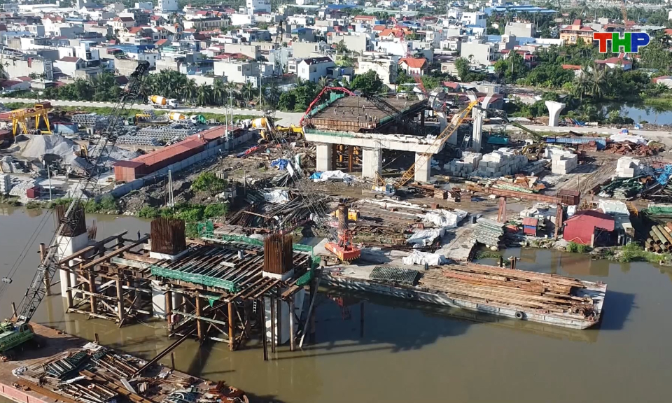 Chủ tịch UBND th&agrave;nh phố kiểm tra tiến độ một số dự &aacute;n trọng điểm