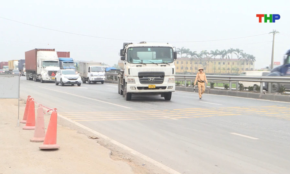 Quyết t&acirc;m k&eacute;o giảm tai nạn giao th&ocirc;ng những th&aacute;ng cuối năm