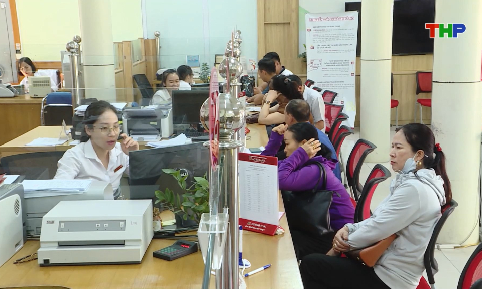 C&aacute;c ng&acirc;n h&agrave;ng phải duy tr&igrave; tỷ lệ an to&agrave;n vốn tối thiểu 8% 