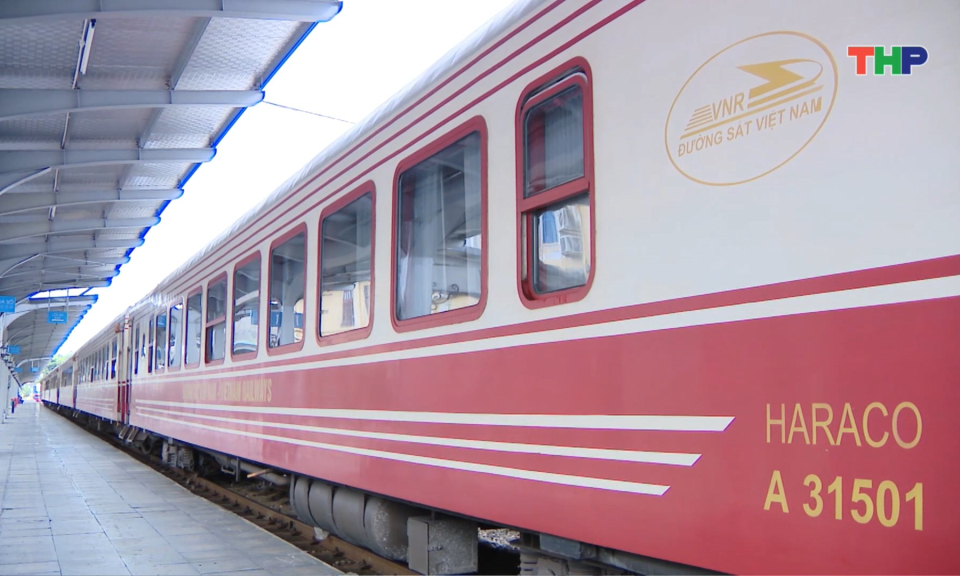 Chuyến tàu kết nối, đồng hành cùng cán bộ, công chức, viên chức từ Tây sang Đông Hải Phòng