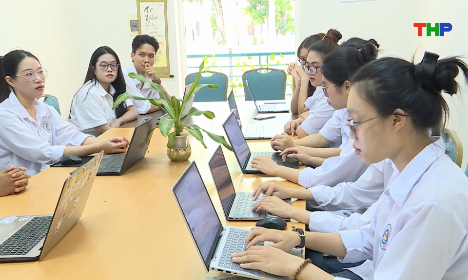 Th&uacute;c đẩy hoạt động khởi nghiệp, đổi mới s&aacute;ng tạo tại c&aacute;c trường đại học 