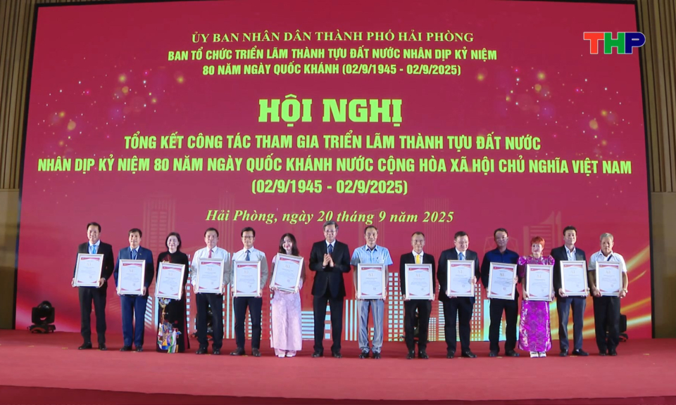 Tổng kết công tác tham gia Triển lãm thành tựu đất nước  