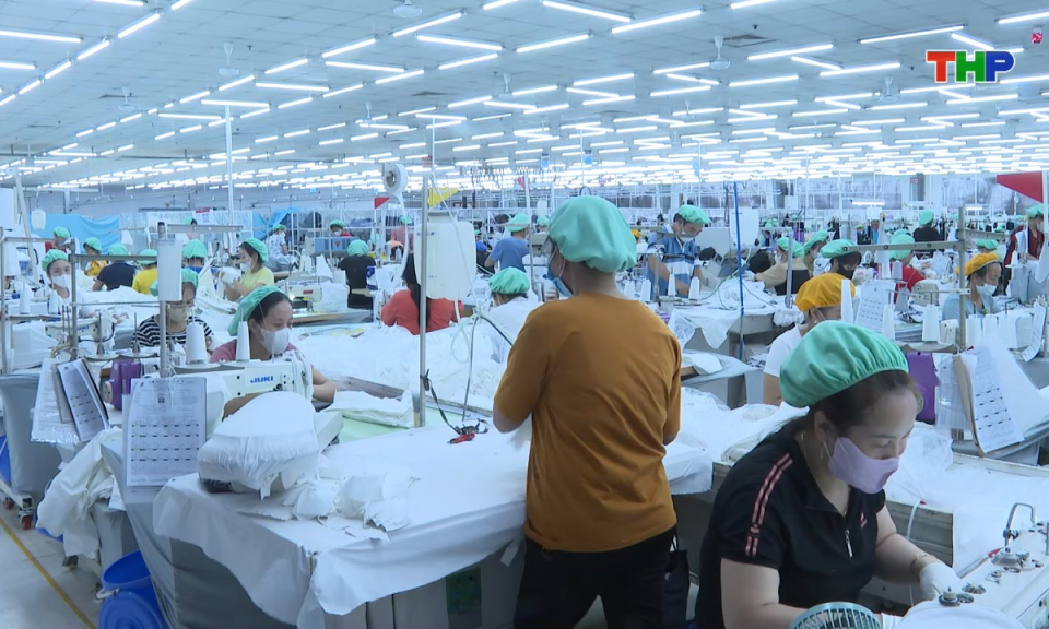 Lao động và công đoàn: Đặt lợi ích người lao động vào vị trí trung tâm